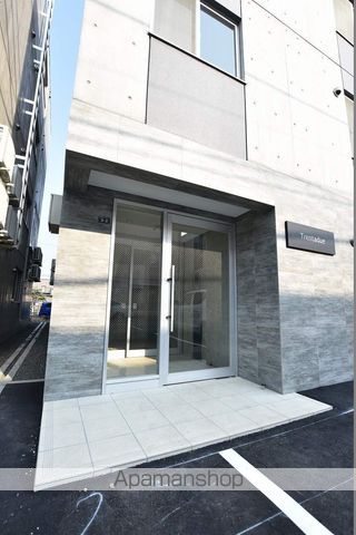TRENTADUEの玄関写真