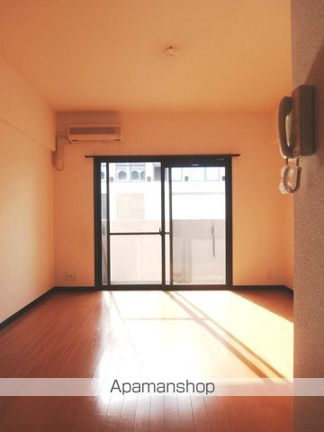 ピュアドームグラシアス大手門の内装写真