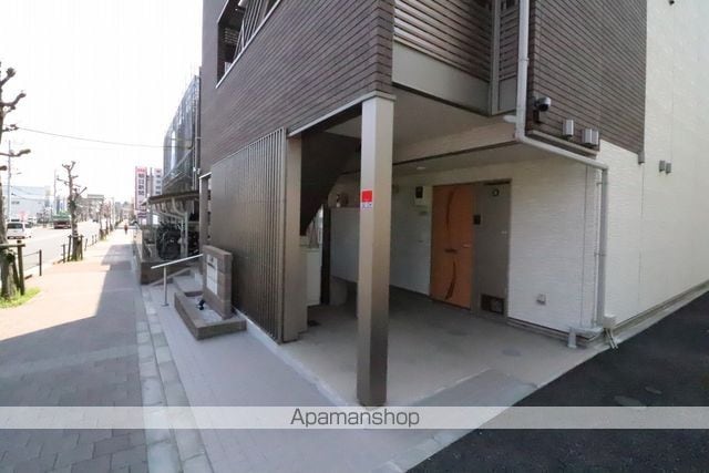 クレイノフロンティアIIIの玄関写真