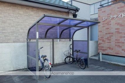 レイクサイド６[1DK/31.8m2]の共用部1