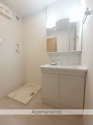 ピュア ライヴ XIII A棟の内装写真