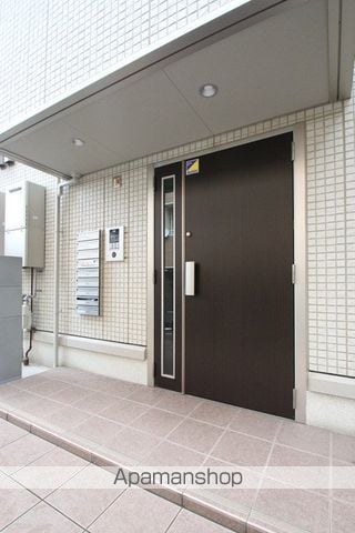 DーROOM平尾山荘通りの玄関写真