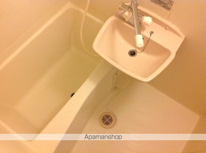 レオパレス八幡Ⅱ[1K/23.18m2]のバス