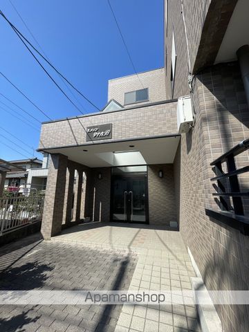 ラ,メゾンタナカBの玄関写真