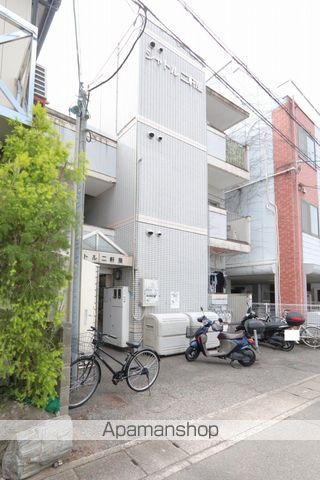 シャトル二軒屋の外観写真
