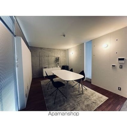 ａ　ｐｌａｃｅ　ｂｙ　Ｗｉｎｅ　Ａｐａｒｔｍｅｎｔ[1R/32.22m2]のリビング・居間