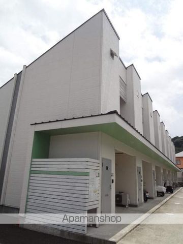 RONDII番館の玄関写真