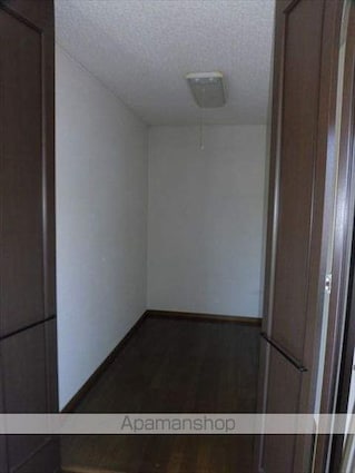 和歌山県和歌山市大谷[2LDK/82.81m2]の収納