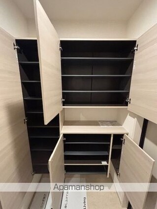 ＣｏｕＲ１８高宮Ｗ[1LDK/40.31m2]の玄関