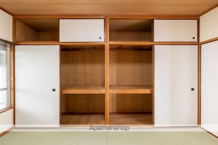 シーサイドハイツ屋島[2LDK/62.24m2]の収納