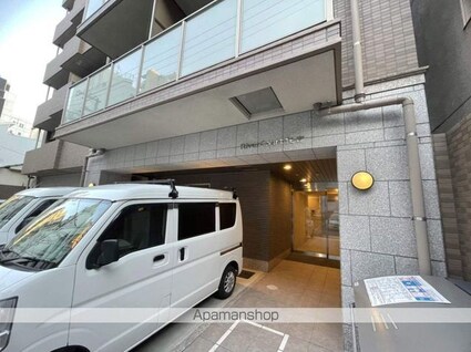 リバーコート住吉町[1R/24.29m2]のエントランス3