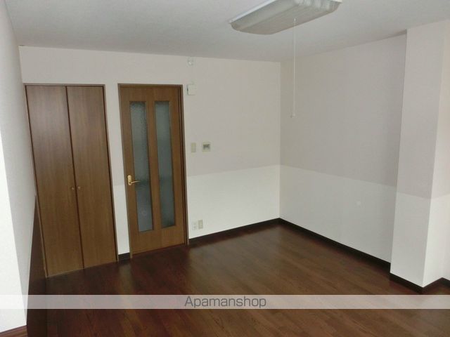 シナモンの内装写真