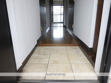 ベルエトワール[2DK/51m2]の玄関