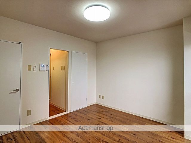 フラッツ100野町の内装写真