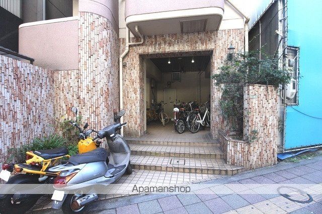 ハウスチェリー上馬の玄関写真