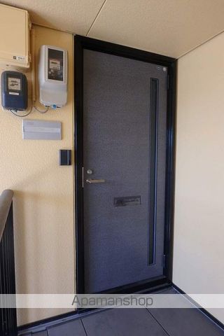 サンモールAの玄関写真