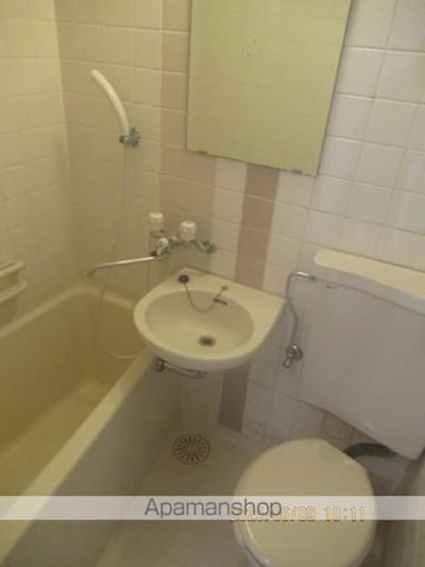 ライオンズマンション用賀[1R/18.37m2]のバス