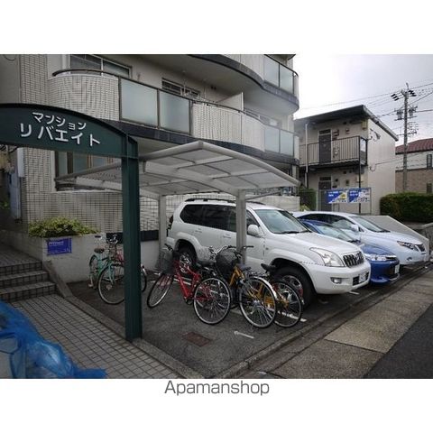 マンションリバエイトの外観写真