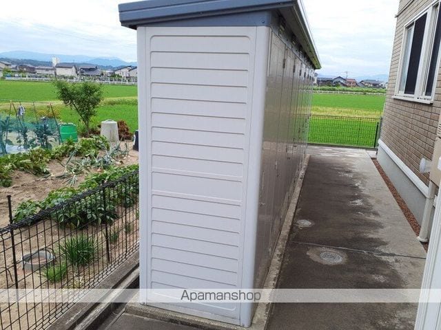 グラヴィティ Aの内装写真