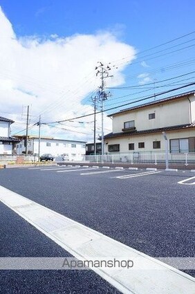 シャーロットⅠ[1LDK/54.16m2]の駐車場