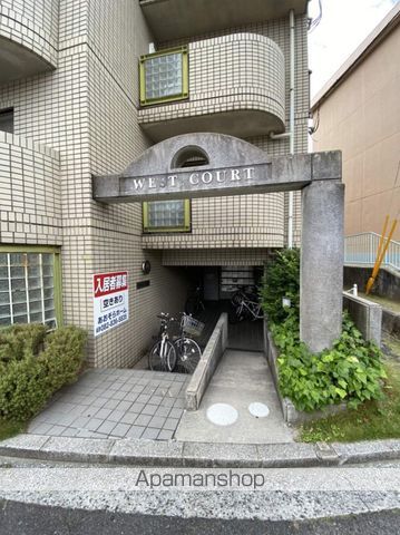 ウエストコートの玄関写真