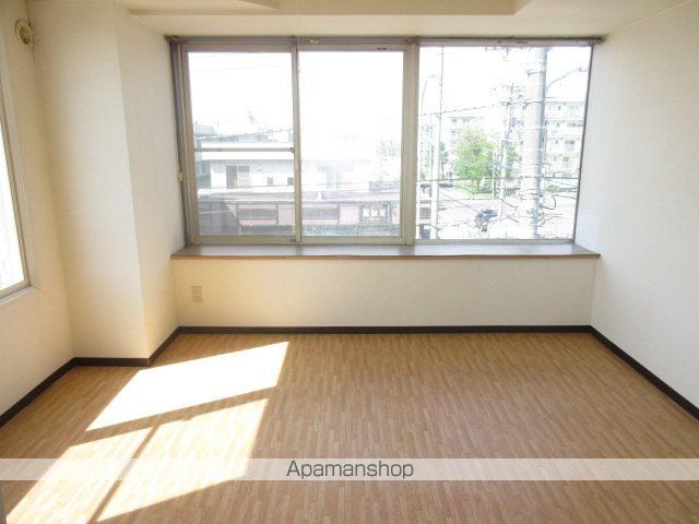 グラン市川の内装写真