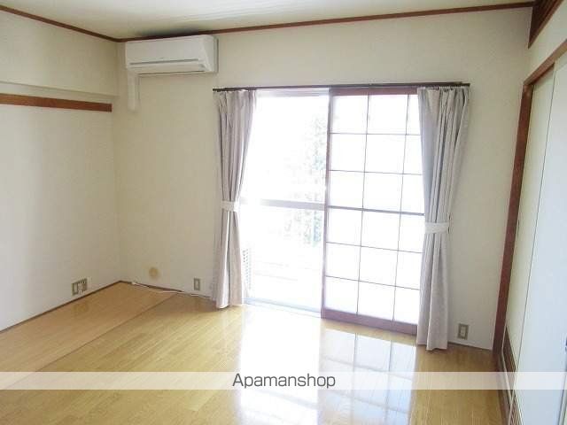 レジデンス八日町の内装写真