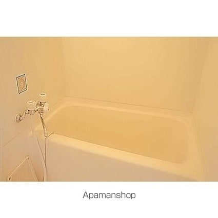 Ｙｏｕｎｇ　Ｖｉｌｌａｇｅ２[1K/22.46m2]のバス