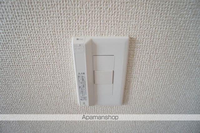 萬有家具ビルの内装写真