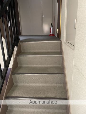ピエ・タ・テール本山の内装写真