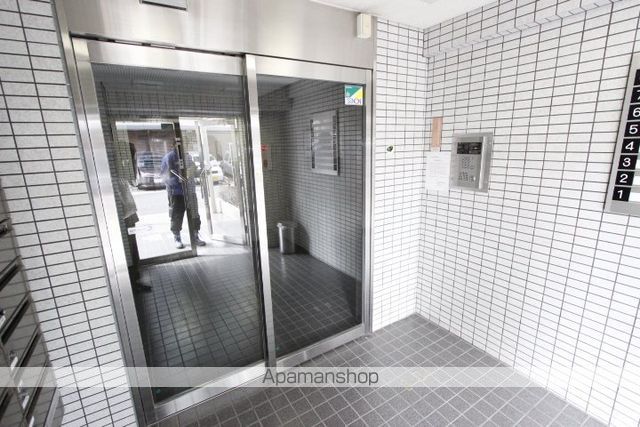 シティクレスト船橋の玄関写真