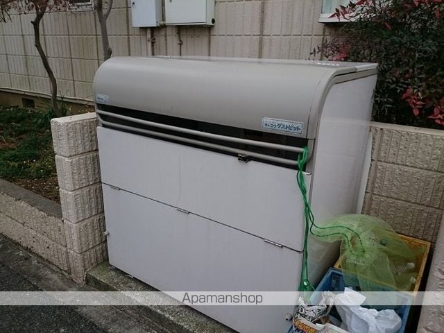メゾンアサヒの玄関写真