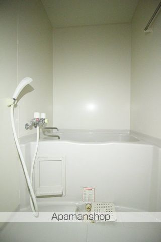 ロイヤルレピュート東島田の内装写真