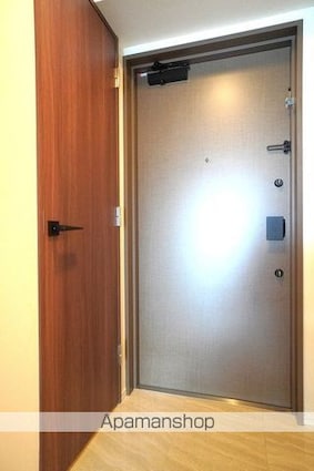 Ｊ．ＧＲＡＮ　Ｃｏｕｒｔ　品川西大井ＷＥＳＴ[2LDK/40.26m2]の玄関