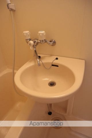 六月のココロの内装写真