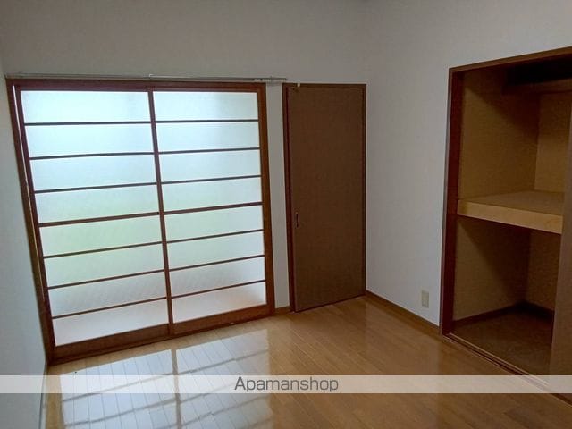 レジデンスRの内装写真