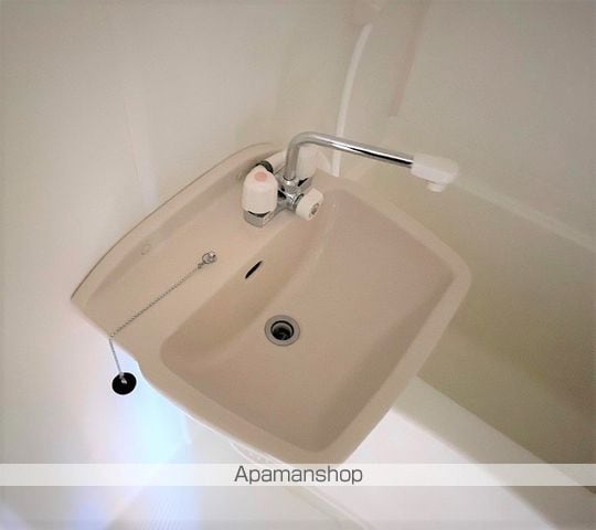 レオパレスセゾンブラン三郷の内装写真