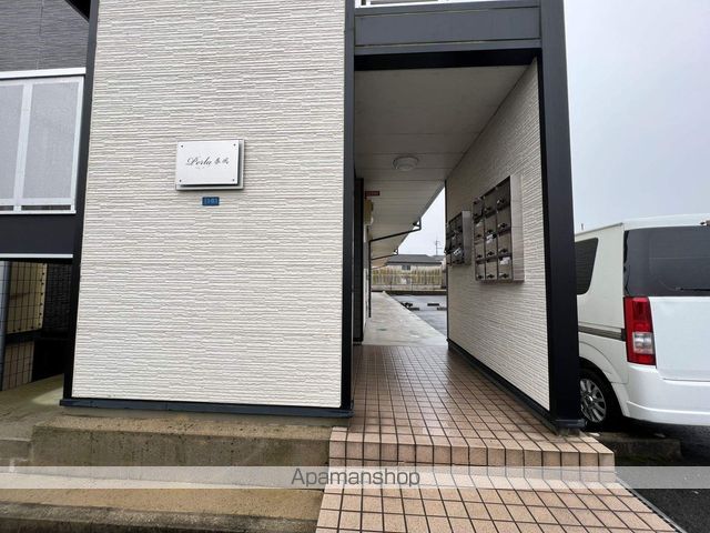 ペルーラ春風の玄関写真