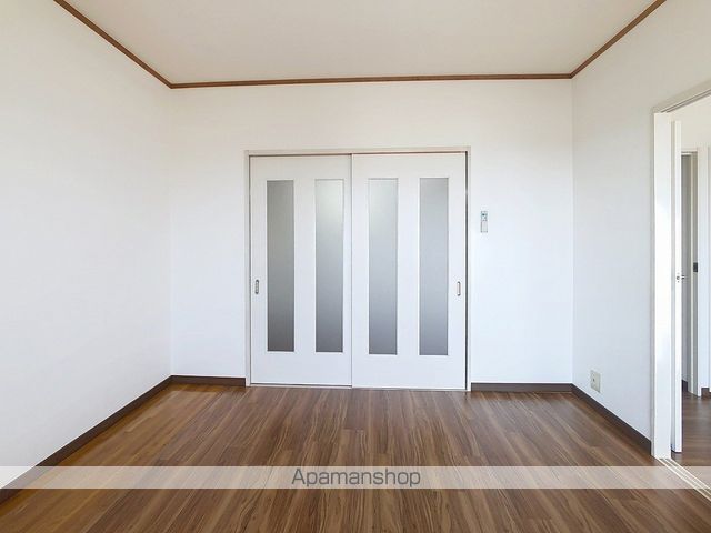 コーポラス三ツ沢の内装写真