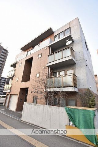 ファーストレートの外観写真