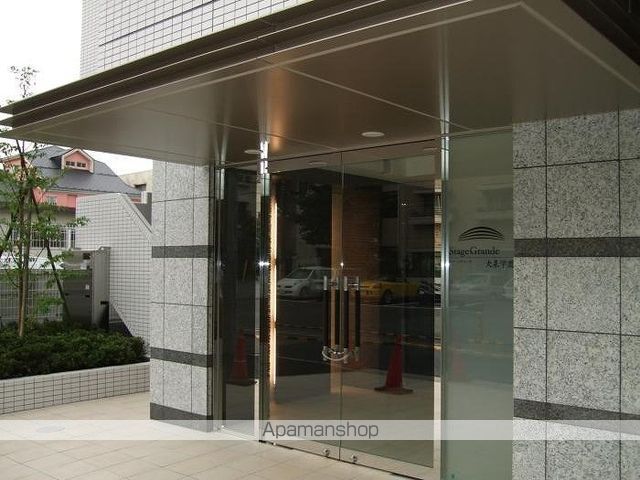 ステージグランデ大泉学園の玄関写真