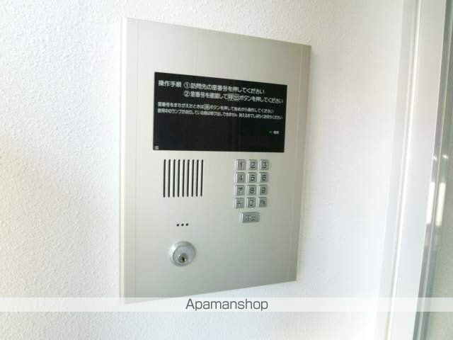 パトラス平岸の玄関写真