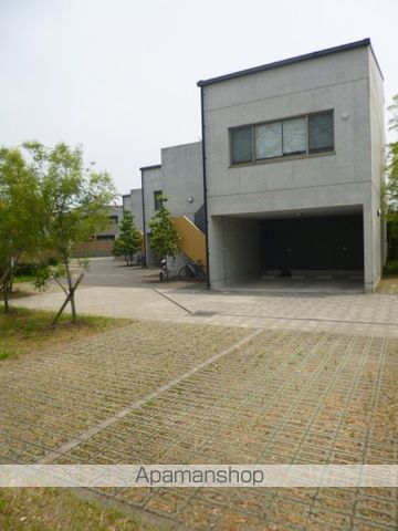 ラビーナ櫛原の玄関写真