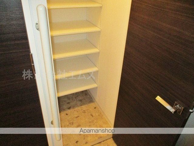 マストライフ南4条の内装写真