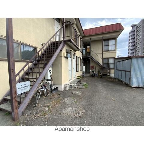 登竜荘の玄関写真