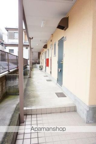 レジデンス堤の玄関写真