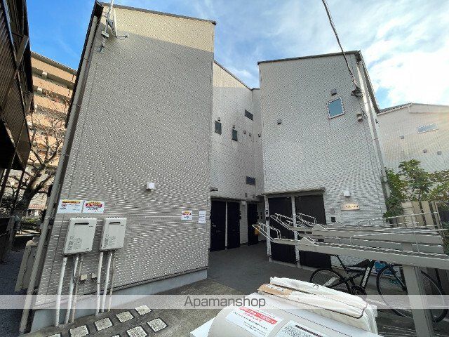 マーキュリー平井の玄関写真