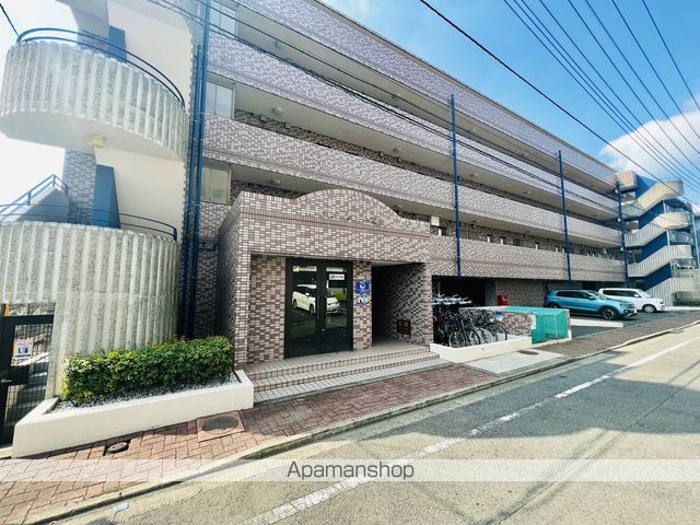 パステルコート古淵の玄関写真