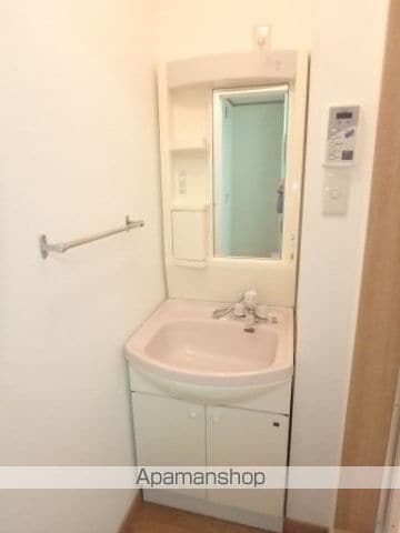 FIRST HOUSEの内装写真