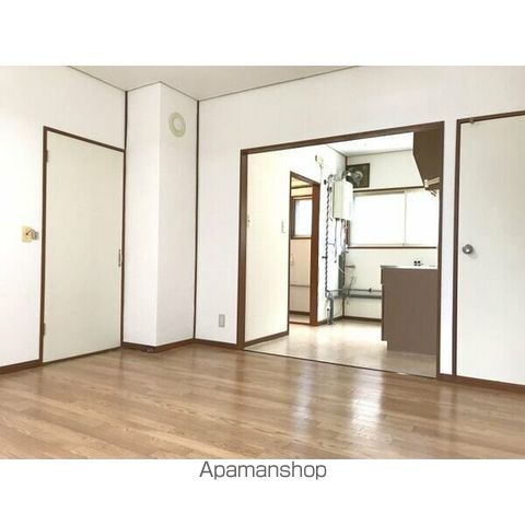 留佳マンション Aの内装写真